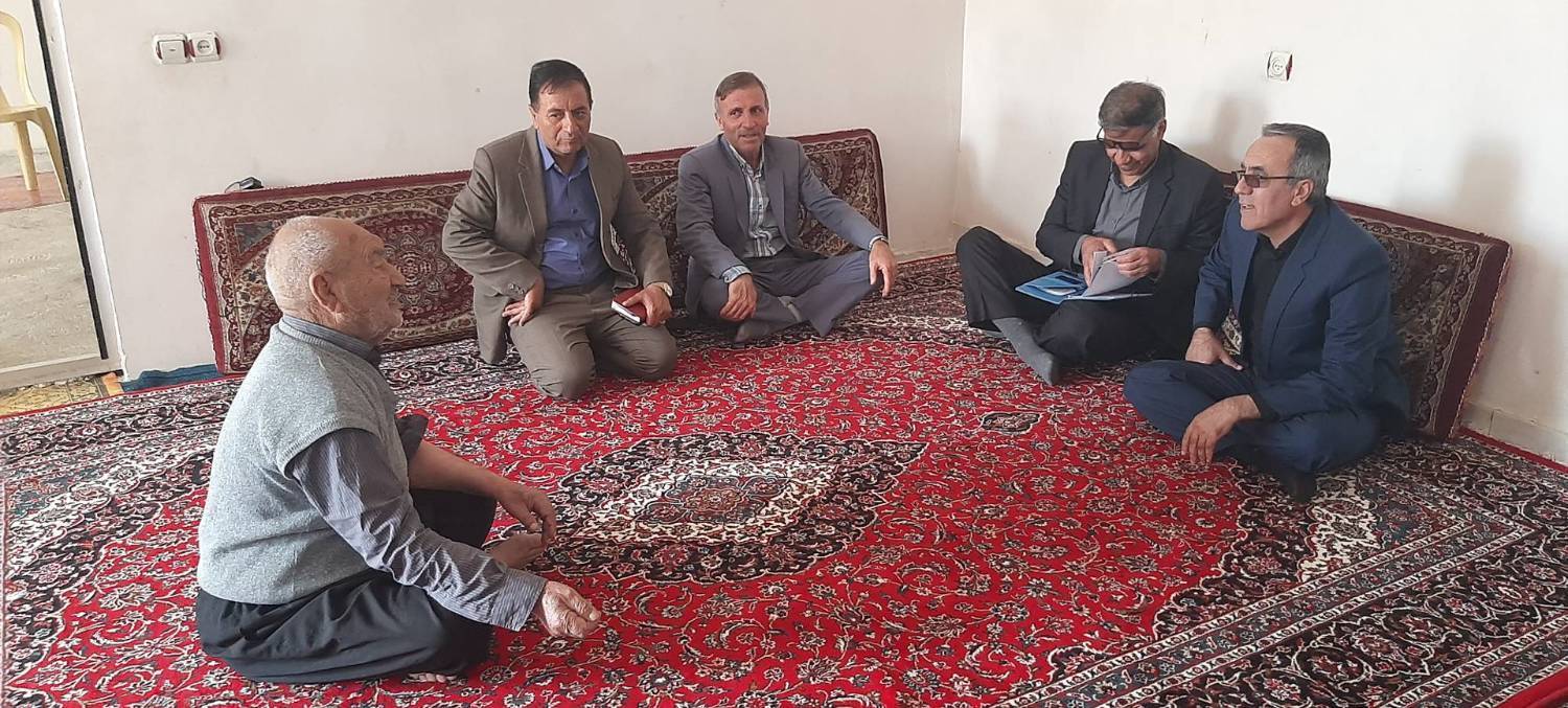 پرداخت ۴۱۱ فقره وام قرض‌الحسنه در پویش «ایران همدل» به خانواده‌های نیازمند ایلام